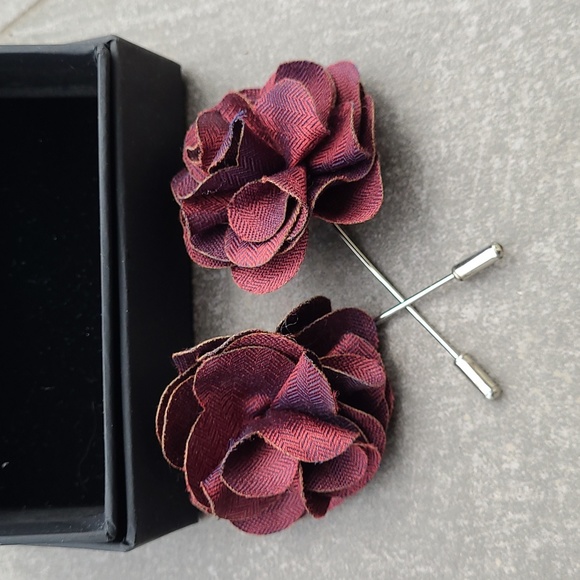 The Tie Bar Lapel Pins - Picture 2 of 7